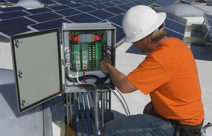 Instalacion-de-Paneles-Solares-en-Mexico-v004-compressor